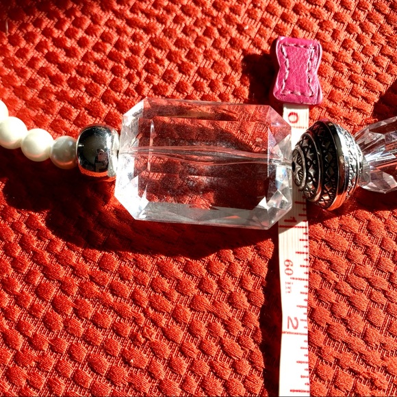 Bold & classy faux pearl and chunky stone necklace - Picture 7 of 8